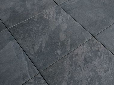 Grès cérame en gros plan ardoise foncé Alpine Black