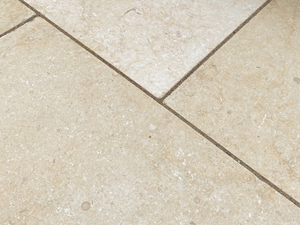 Kalkstein-Royal-Beige-nah2