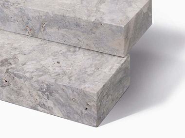 Blocs marches en travertin Silver zoom