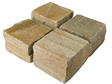 4 pavés en quartzite Irish Gold sur fond blanc