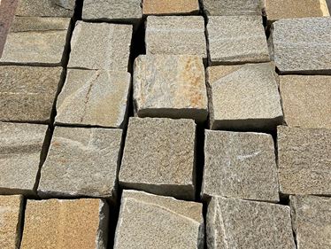 Pierre de plâtre_Quartzite_Irish_Gold