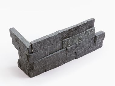 Jonastone_panneau_d'angle_Cordoba_Black_noir_quartzite_2