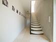 Le travertin Classic Light dans la cage d'escalier