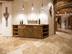 Buffet en bois sur travertin Rustic en opus romain