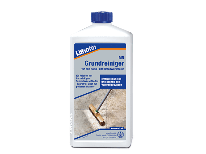 Un flacon de multi-nettoyant