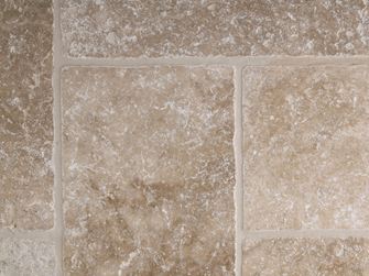 Carreaux de travertin Medium, vue de détail